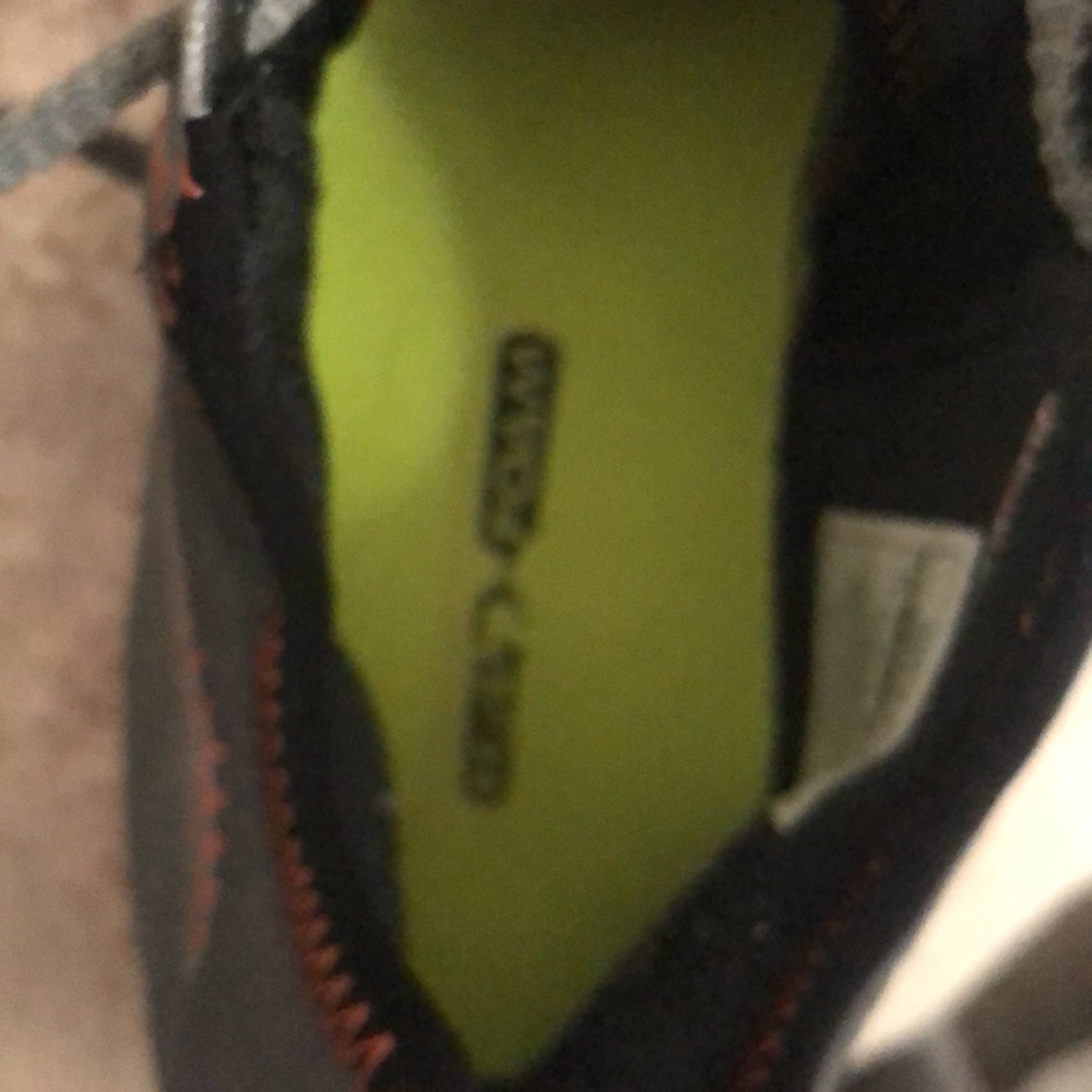 Under Armour Men’s Micro G tennis shoes Size 9.5 - Picture 10 of 12